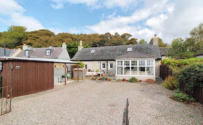 2 Bedroom Detached Bungalow For Sale In High Street, Ardersier, Inverness, IV2