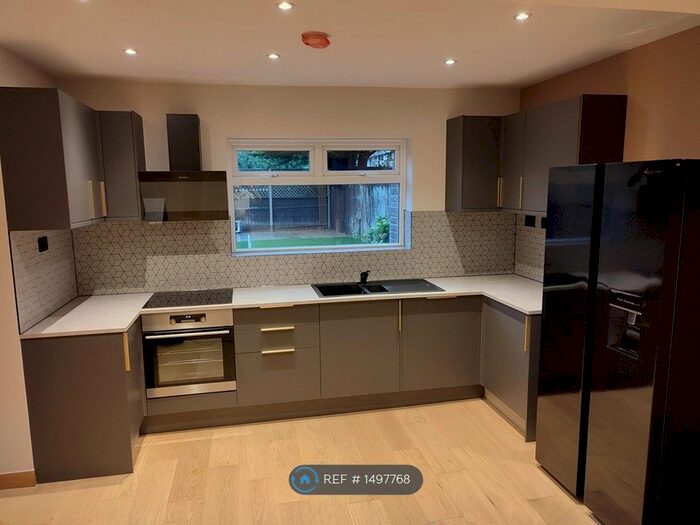 3 Bedroom Terraced House To Rent In Linton Avenue, Borehamwood, WD6