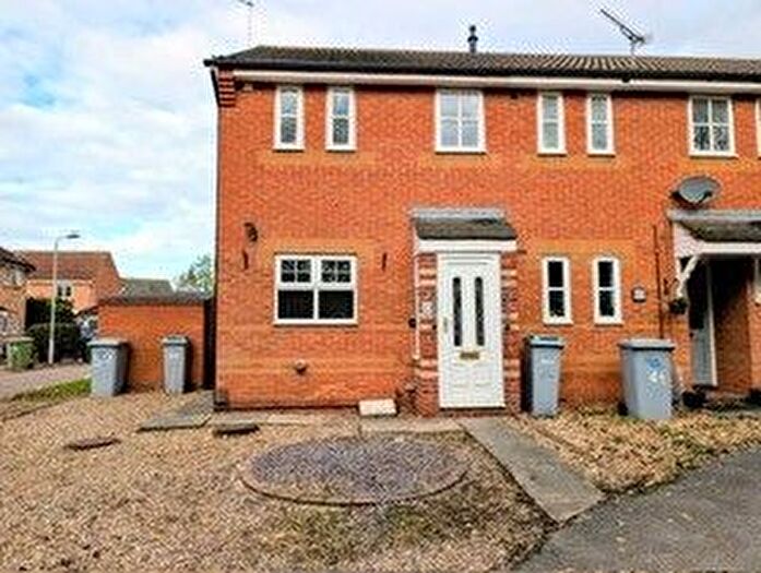 2 Bedroom Semi-detached House To Rent In Worthington Road, Balderton, Newark, NG24