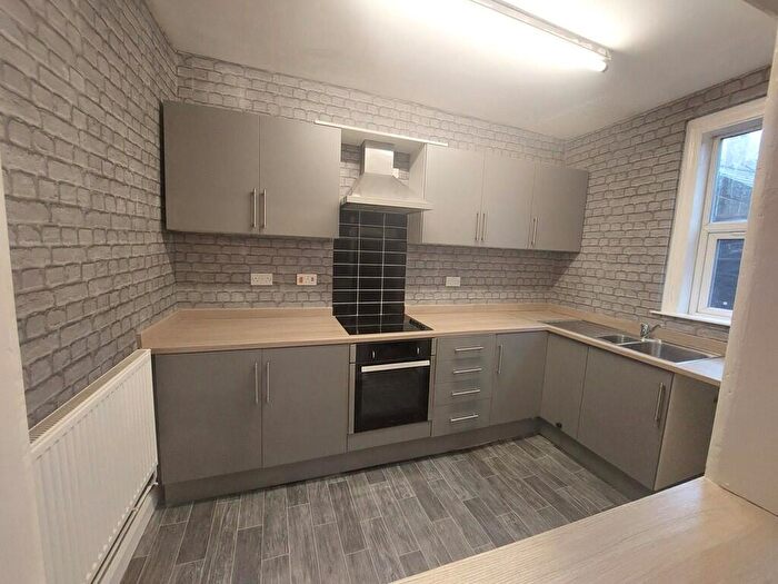 2 Bedroom Apartment To Rent In Lawn Road, Doncaster, DN1