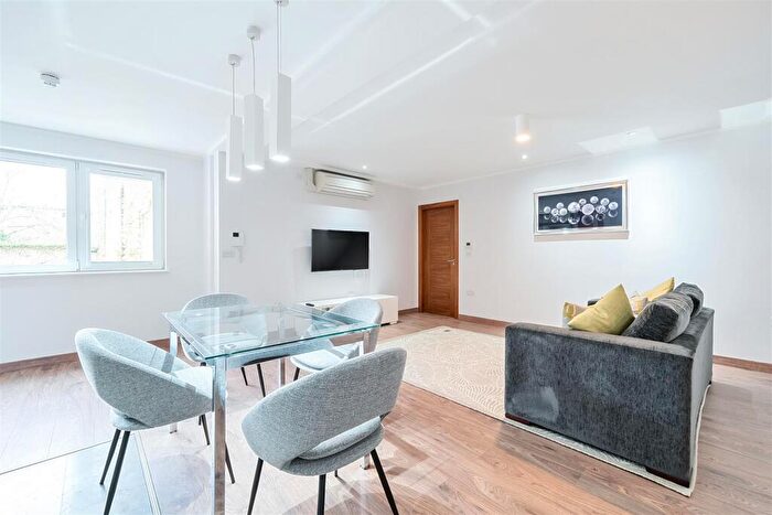 2 Bedroom Apartment To Rent In Maygrove Road, London, NW6