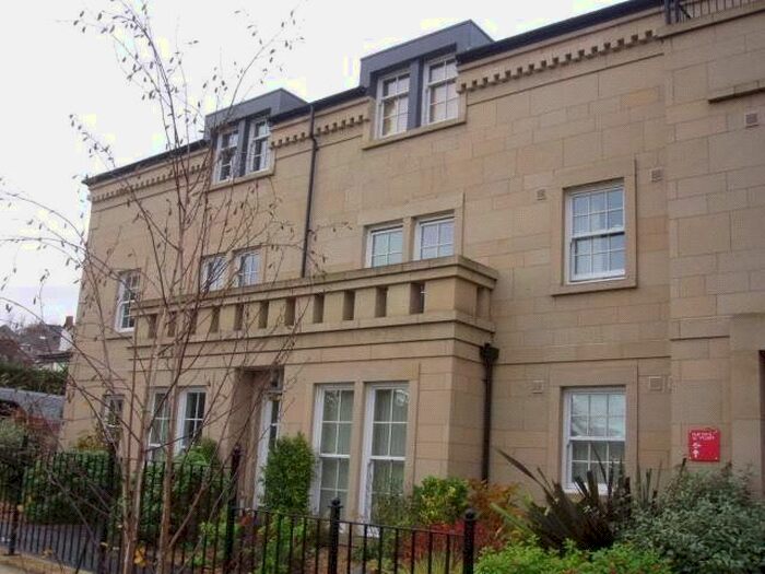 2 Bedroom Flat To Rent In Willowbrae Road, Edinburgh, EH8