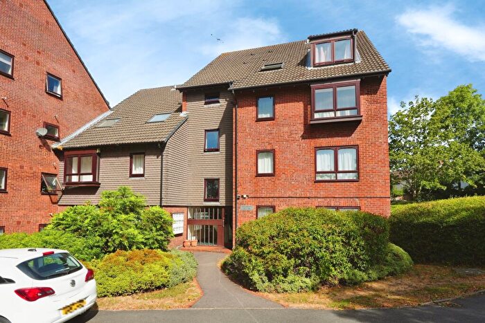 1 Bedroom Flat For Sale In Humphrey Middlemore Drive, Harborne, B17