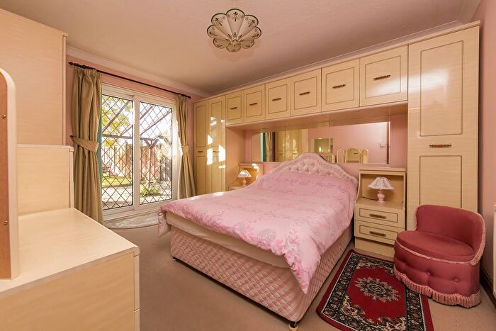 3 Bedroom Detached Bungalow For Sale In Elmstead Road, Wivenhoe, Colchester, CO7