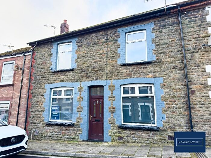 3 Bedroom Terraced House To Rent In Oxford Street, Maerdy, Ferndale, CF43