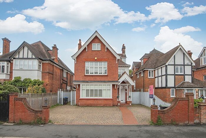 6 Bedroom Detached House To Rent In Walpole Road, Surbiton, KT6
