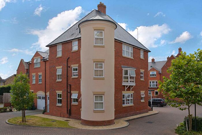 2 Bedroom Flat For Sale In Ock Bridge Place, Abingdon, OX14