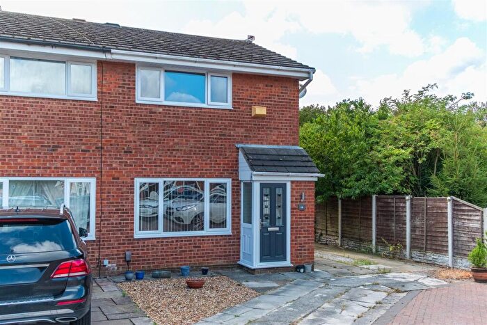 2 Bedroom Semi Detached House For Sale In Westlands, Leyland, PR26