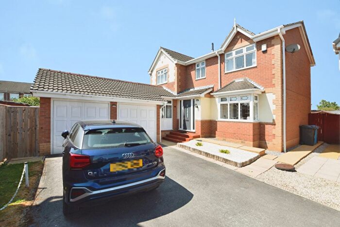 4 Bedroom Detached House For Sale In Ascott Close, Hull, HU4