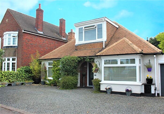 2 Bedroom Bungalow For Sale In Ashdene Road, Ash, Surrey, GU12