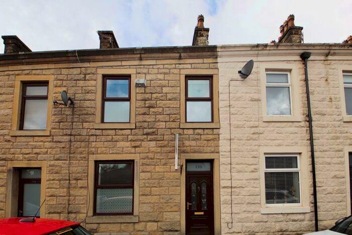 3 Bedroom Terraced House To Rent In Albert Street, Bury, BL0