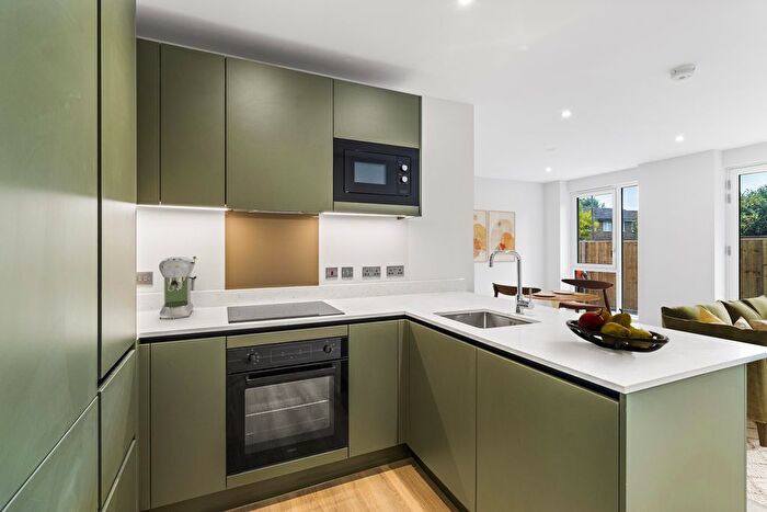 Studio To Rent In Mill Mead, Staines, TW18