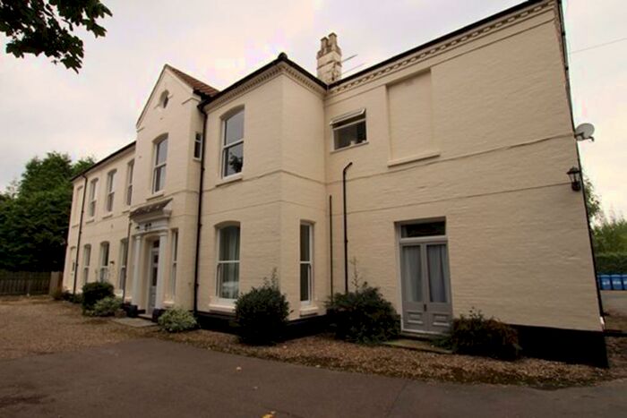1 Bedroom Apartment To Rent In Harford Manor Close, Ipswich Road, Norwich, NR2