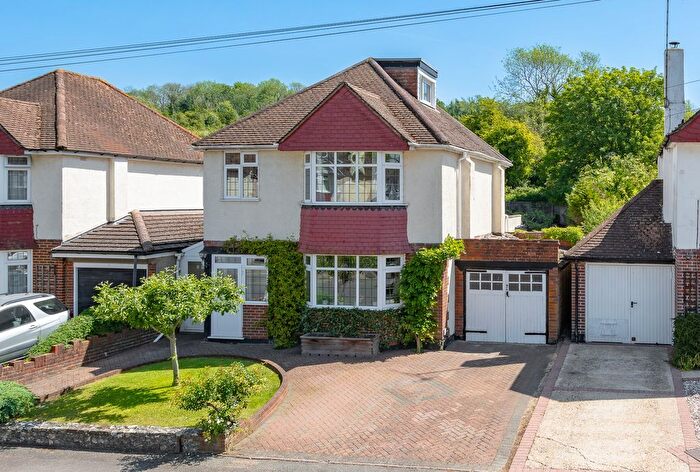 3 Bedroom Detached House For Sale In Coulsdon, Surrey, CR5