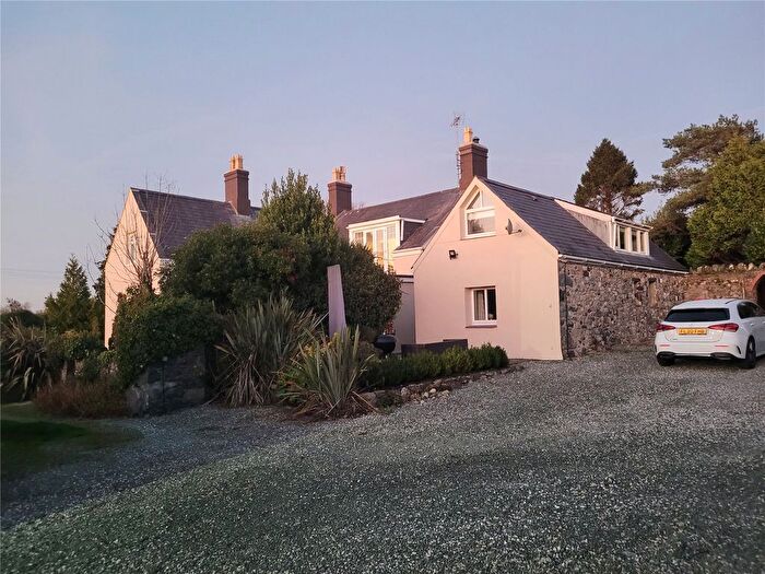 4 Bedroom Detached House For Sale In Llandwrog, Caernarfon, Gwynedd, LL54