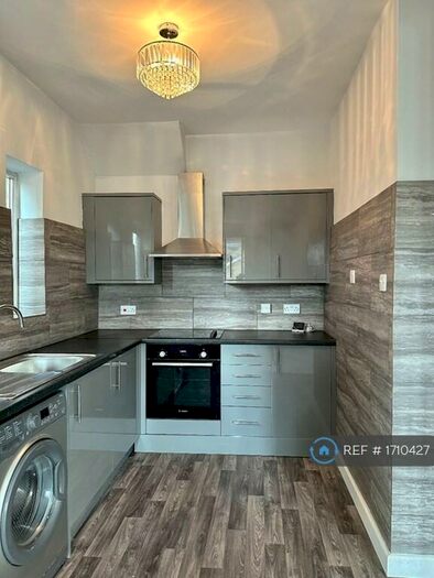 3 Bedroom Flat To Rent In Bushey Wood Road, Sheffield, S17