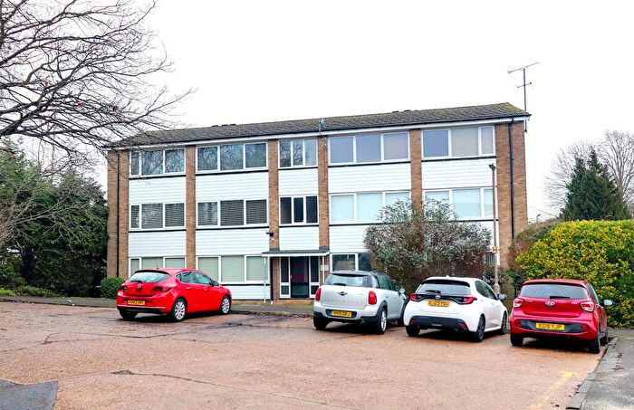 2 Bedroom Apartment To Rent In Barrington Court, Hutton, Brentwood, CM13
