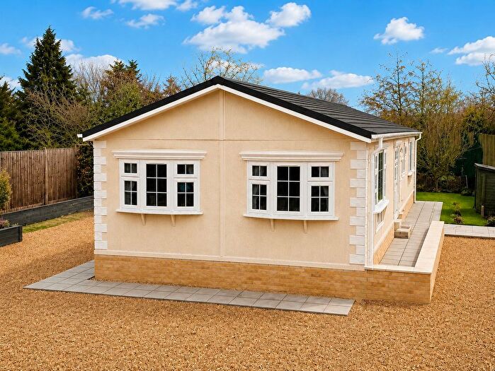 2 Bedroom Park Home For Sale In Oak Street, Fakenham, NR21