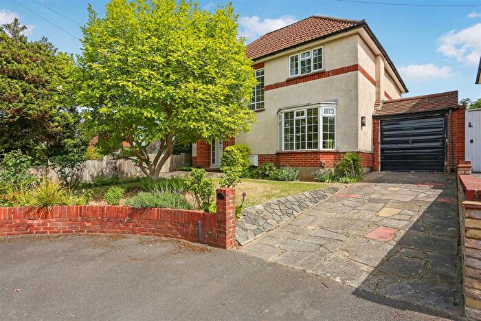 4 Bedroom Detached House To Rent In The Dene, Cheam, Sutton, SM2