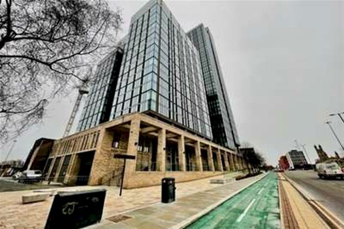 1 Bedroom Flat To Rent In Elizabeth Tower, City Centre, M15