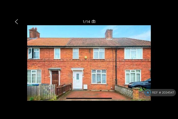 3 Bedroom Terraced House To Rent In Abbots Road, Edgware, HA8