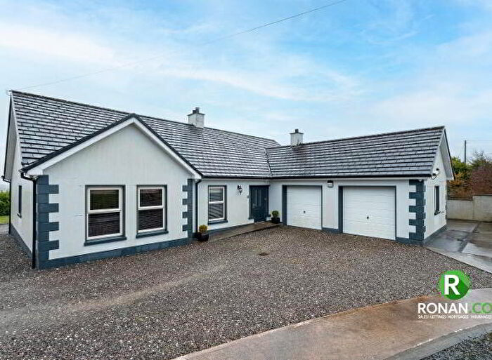 3 Bedroom Detached House With Garages For Sale In A Carnoughter Road, Castlederg, BT81