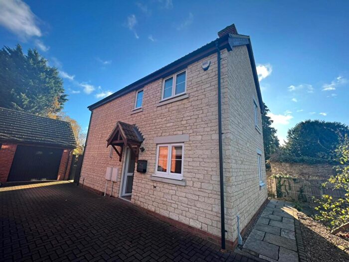 3 Bedroom House To Rent In Barley Kiln Lane, Harrold, MK43