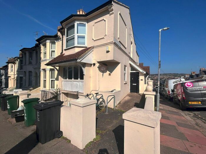 2 Bedroom Flat To Rent In Elm Grove, Brighton, BN2