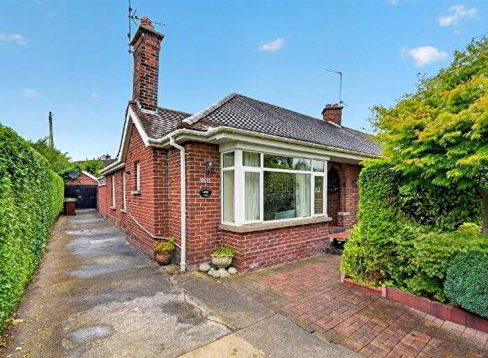 2 Bedroom Semi-detached Bungalows For Sale In Queensway, Lisburn, BT27