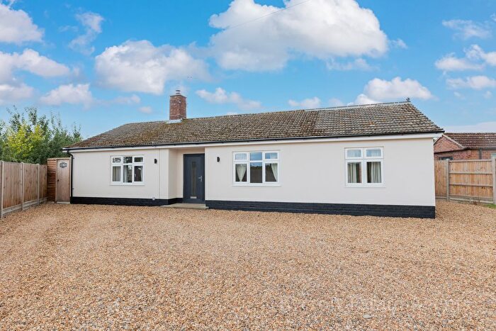 3 Bedroom Detached House For Sale In Tower Road, Fleggburgh, NR29