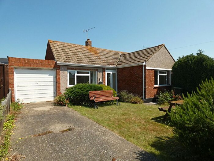2 Bedroom Detached Bungalow To Rent In Ford Close, Herne Bay, CT6