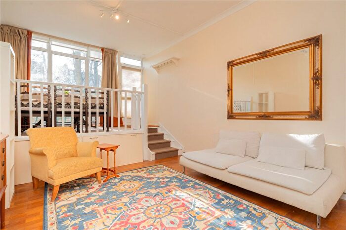 1 Bedroom Flat To Rent In Fulham Road, London, SW6