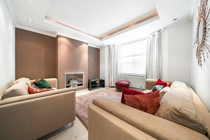 4 Bedroom Semi-Detached House To Rent In Harrow Road, Wembley, HA9