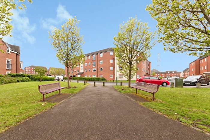 2 Bedroom Flat For Sale In Wharf Lane, Solihull, West Midlands, B91