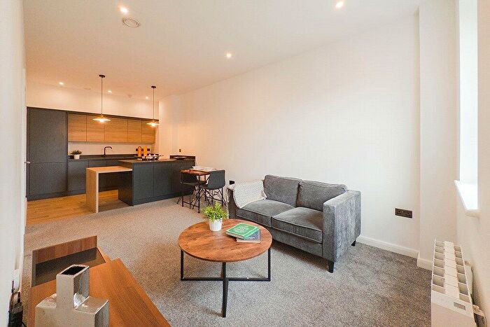 1 Bedroom Apartment To Rent In Stone Cross House, - Churchgate, Manchester City Centre, Greater Manchester, BL1