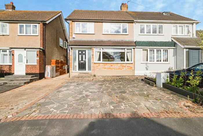 4 Bedroom Semi-Detached House For Sale In Surrey Drive, Hornchurch, RM11