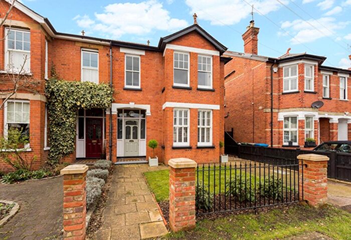 4 Bedroom Semi Detached House To Rent In All Saints Avenue Maidenhead, SL6