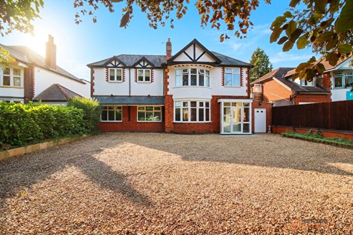 4 Bedroom Detached House For Sale In Loughborough Road, Birstall, LE4