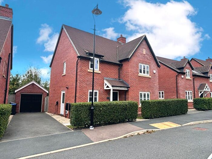 4 Bedroom Detached House For Sale In Clover Lane, Wootton, Northampton, NN4