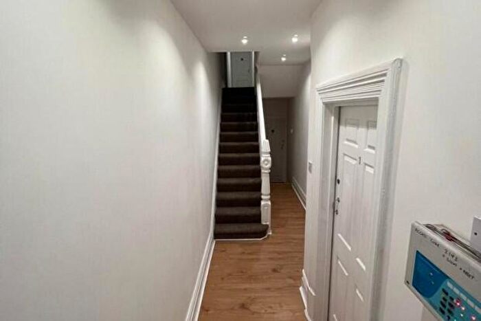 1 Bedroom Terraced House To Rent In Colum Road Cardiff, CF10