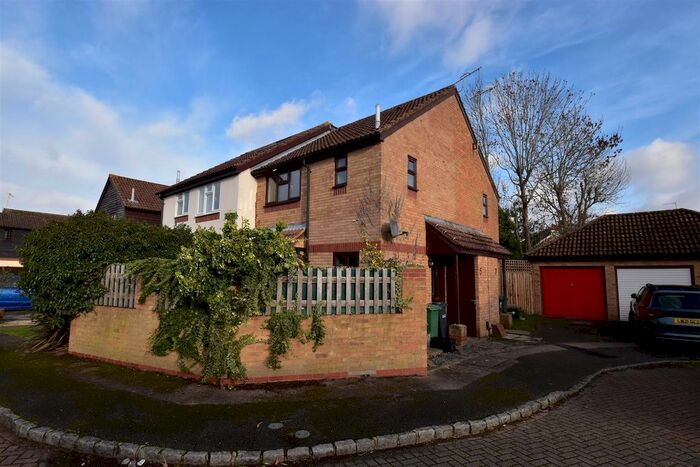 1 Bedroom End Of Terrace House To Rent In Parsons Close, Horley, RH6