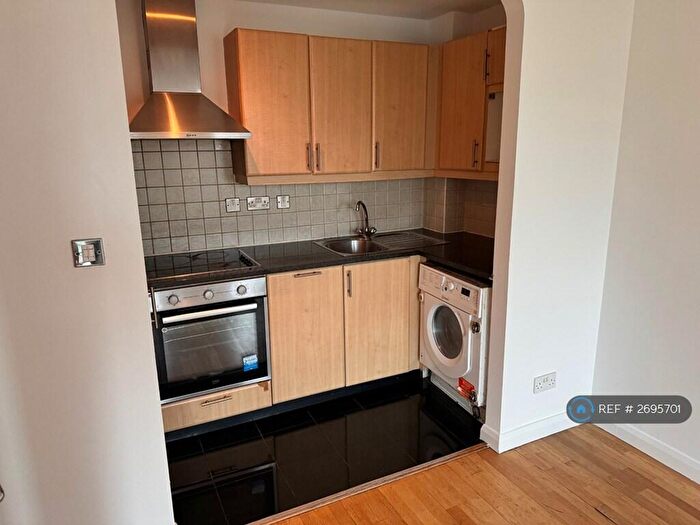 1 Bedroom Flat To Rent In Northampton House, Northampton, NN1
