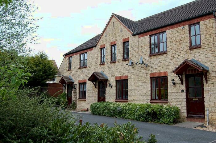 2 Bedroom Terraced House To Rent In Lyneham Close, Witney, Oxfordshire, OX28