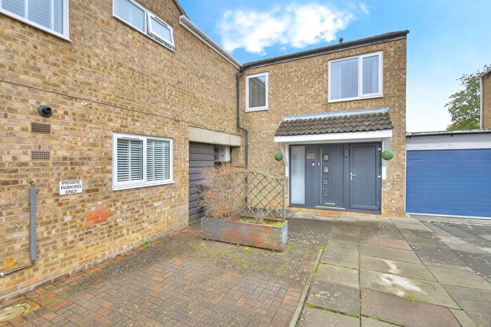 3 Bedroom Semi-Detached House For Sale In Breedon Close, Corby, NN18