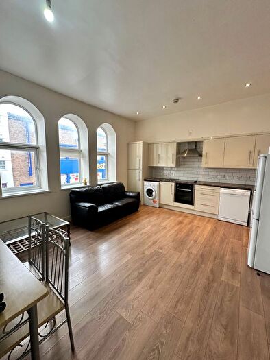 2 Bedroom Flat To Rent In Telegraph Mews, Ilford, IG3