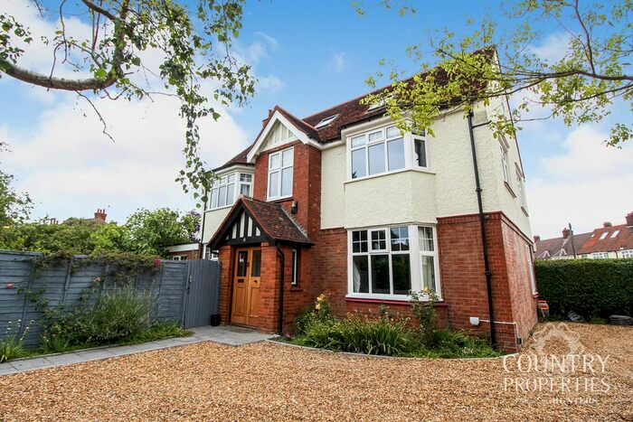 5 Bedroom Detached House To Rent In Bromham Road, Bedford, MK40