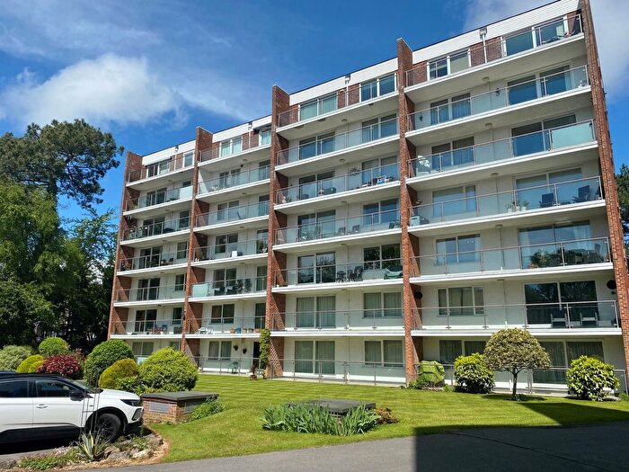 2 Bedroom Flat To Rent In Sandbourne Road, Bournemouth, BH4