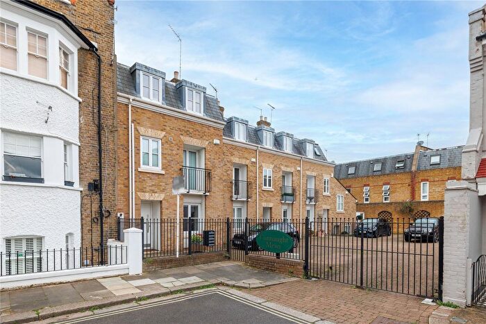 3 Bedroom Terraced House To Rent In Connaught Mews, Vera Road, SW6