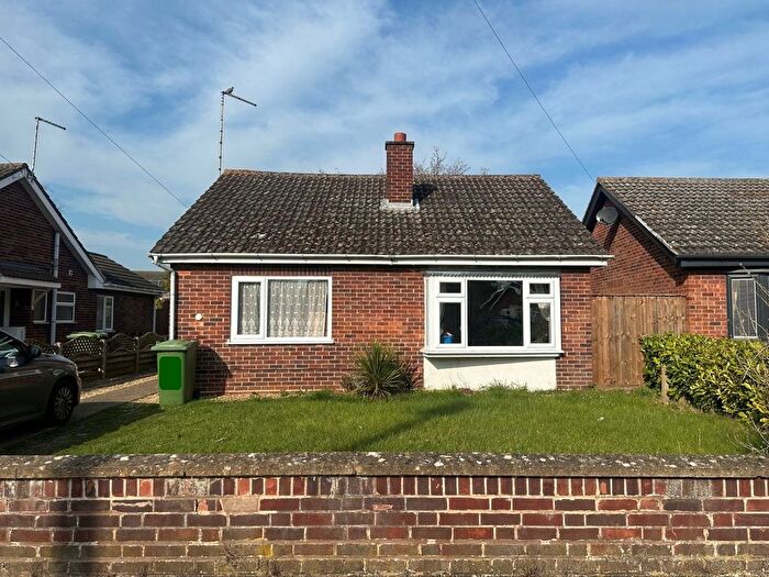 2 Bedroom Bungalow To Rent In Woodland Lea, Peterborough, PE6