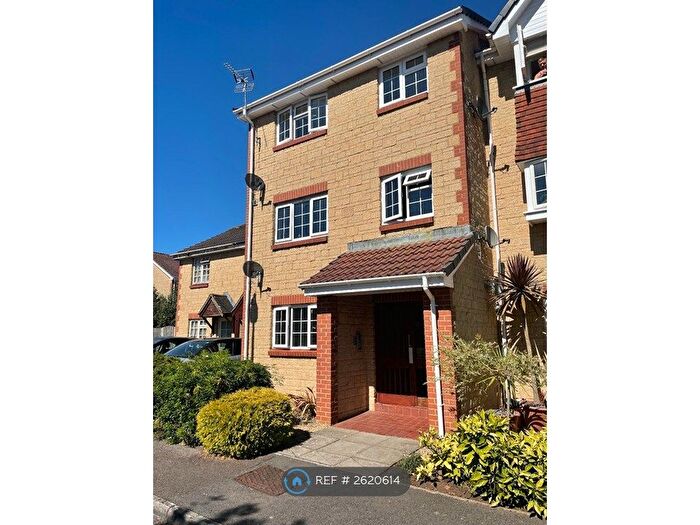 1 Bedroom Flat To Rent In Hanham, Hanham, Bristol, BS15